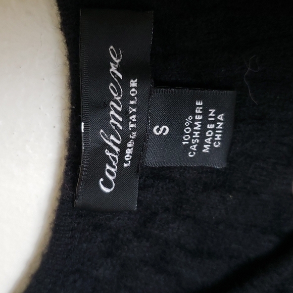 Lord and Taylor Cashmere sweater, black, loose crew neck, women's size small - Picture 5 of 8